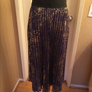Gold & blue Pleated skirt
